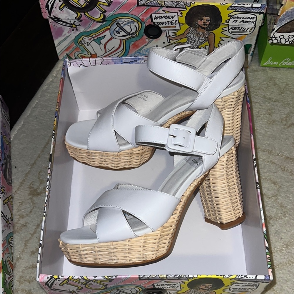 Jeffrey Campbell  Amma 2W White Platform Sandals with Wicker Heel